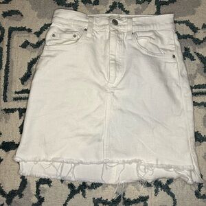 Aritzia Wilfred Free White Jean skirt Size 2